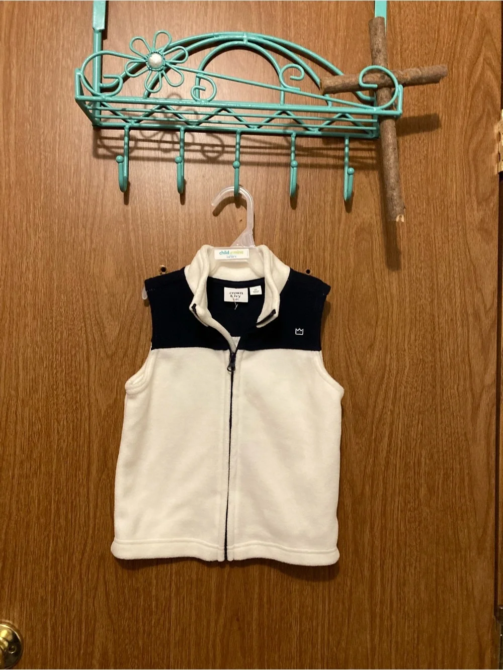 crown & ivy soft zip